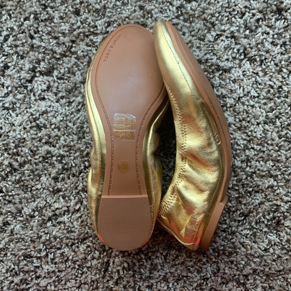 TORY BURCH EDDIE METALLIC BALLET FLAT IN GOLD **NWOT** - Picture 8 of 9